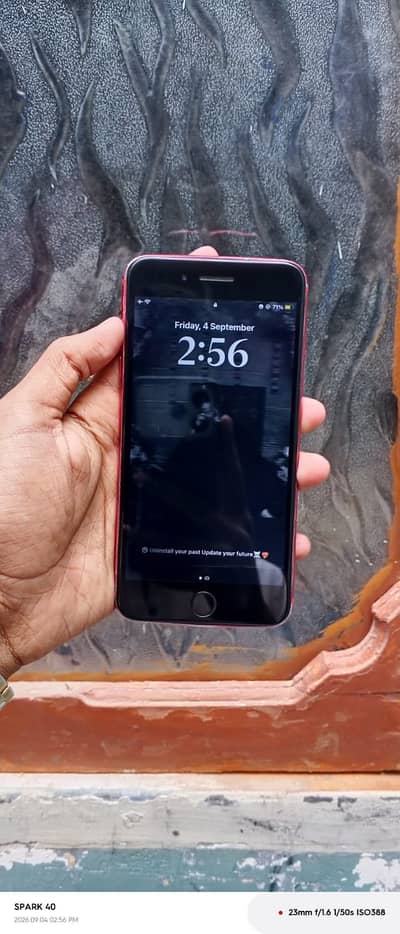 Apple iPhone 8 Plus . . exchange/possible. . contact no wtsp 03121424450