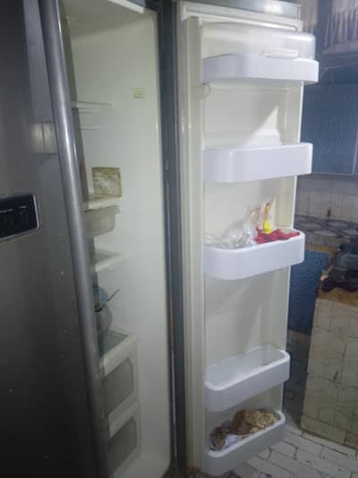 samsung fridge h daball door ok h bilkul