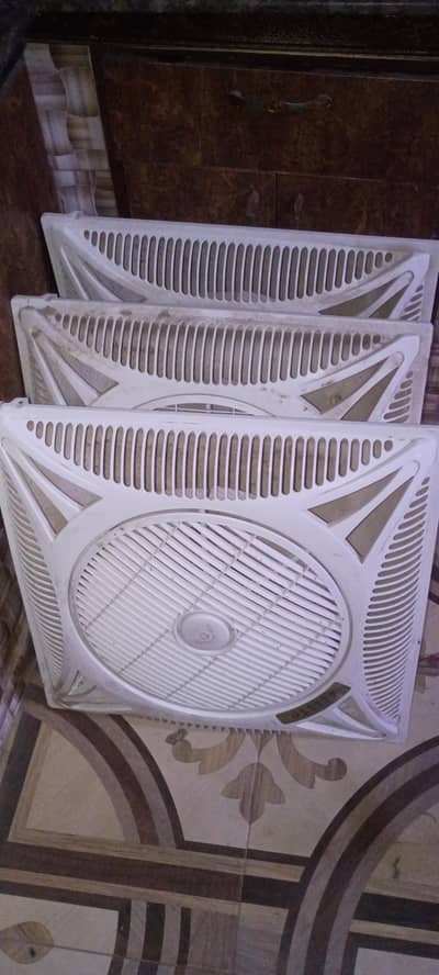 Royal fan good condition 3 piece