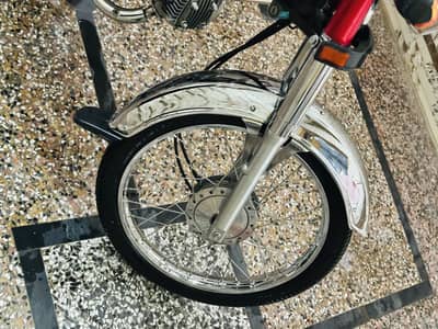 Bike for sale 1600km Running