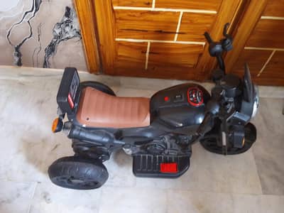 with original charger no account cash on delivery please