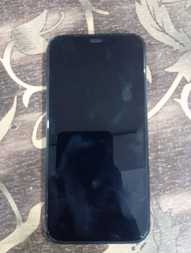 Apple iPhone 12 2