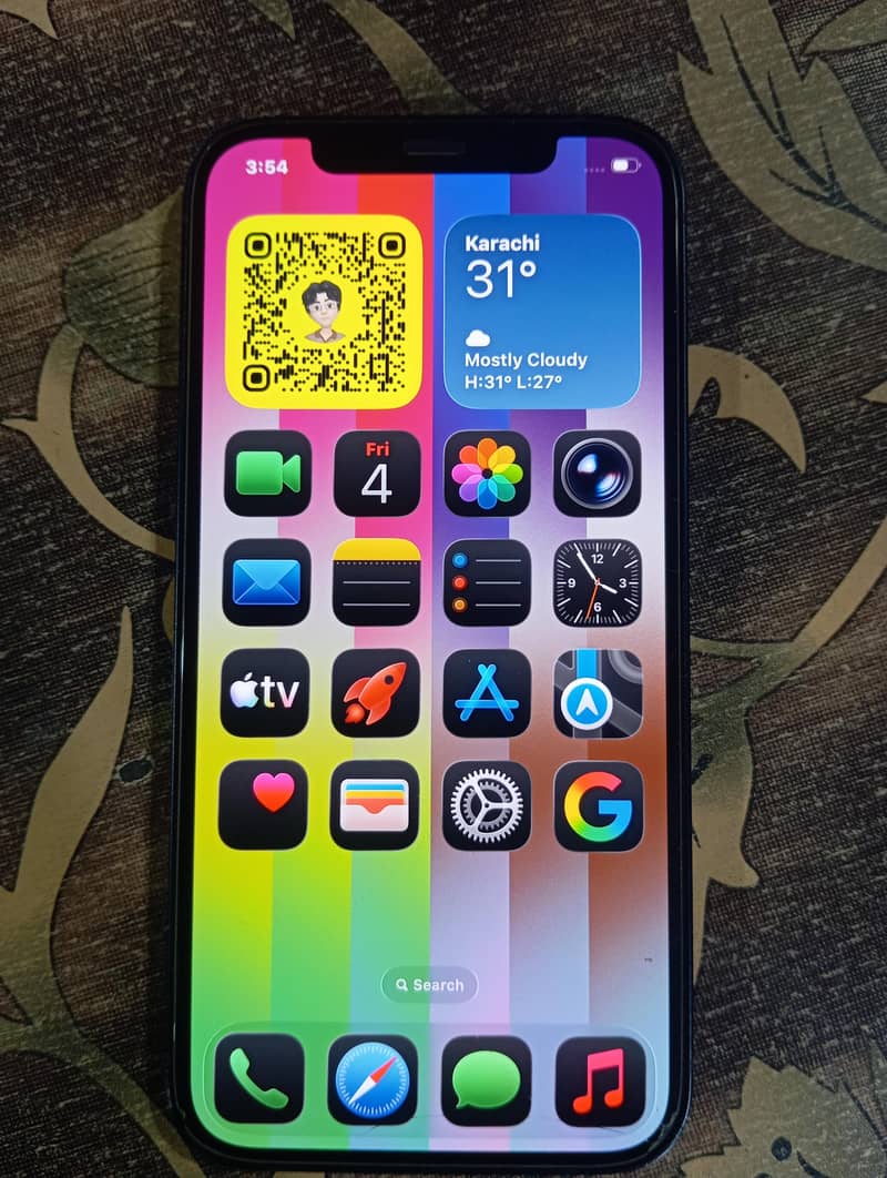 Apple iPhone 12 4