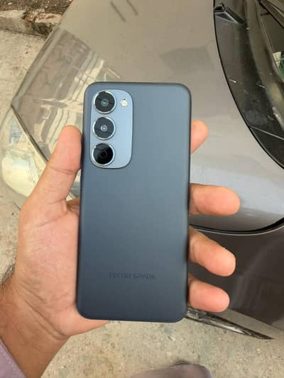 Tecno Spark 40 pro Plus