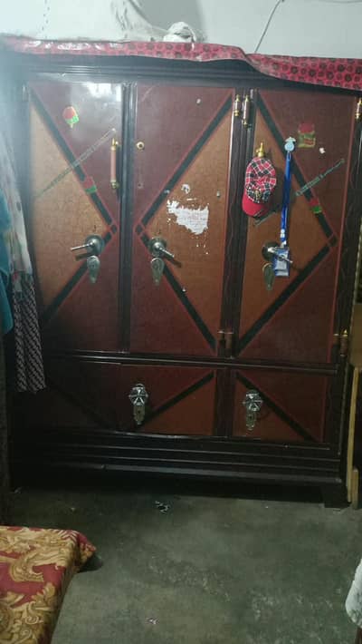 wardrobe