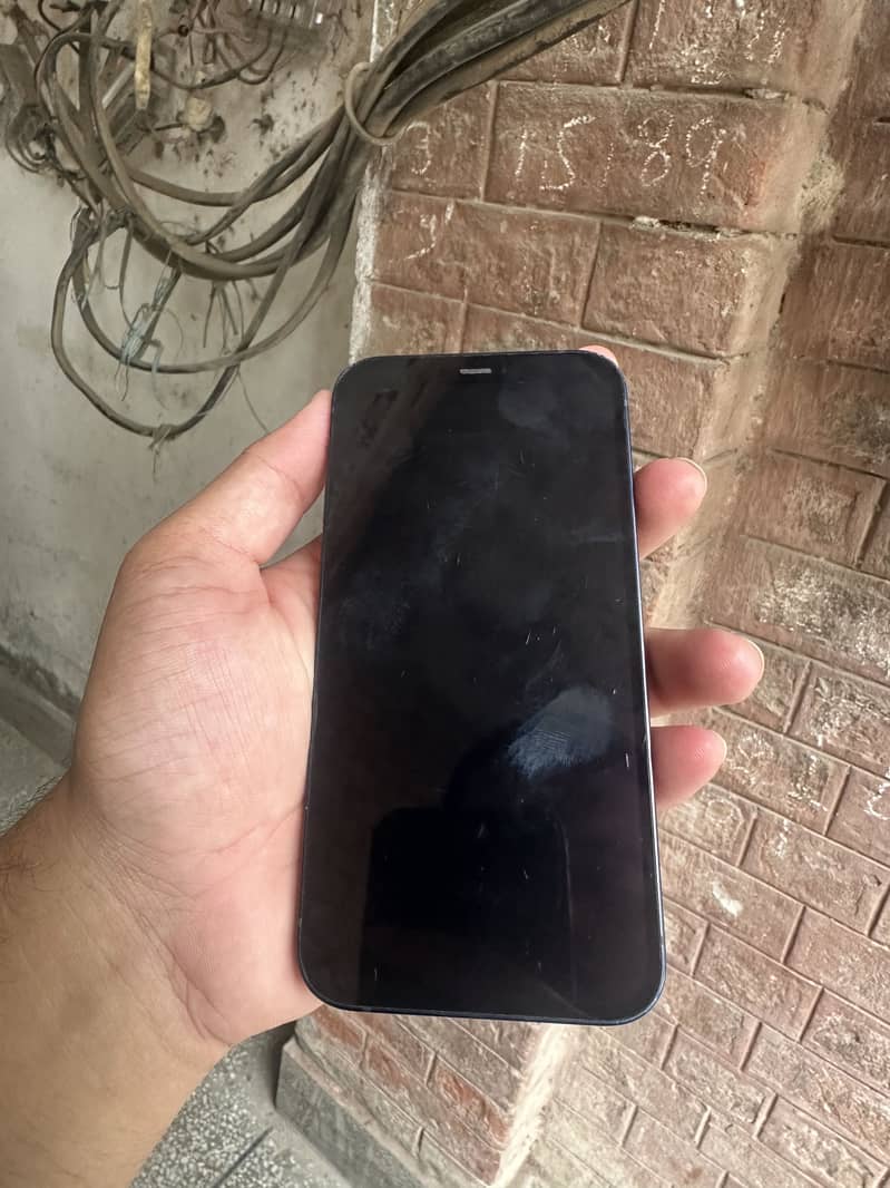 Apple iPhone 12 5