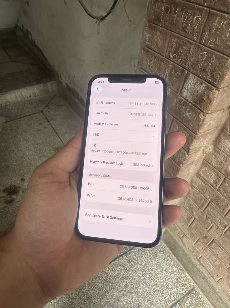 Apple iPhone 12 6