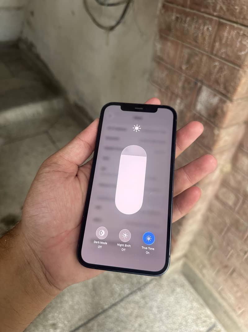 Apple iPhone 12 8
