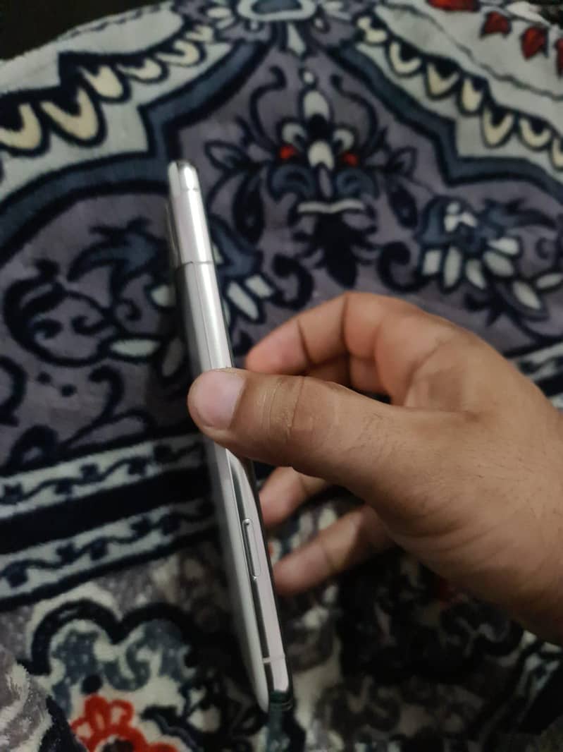 Google Pixel 8 Pro 1
