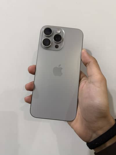 Apple iPhone 15 Pro Max