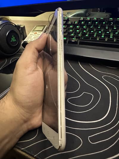 OPPO A71 panel is broken and rest of the condition can be seen in pics