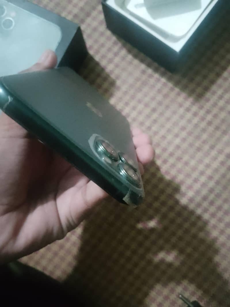 iphone 11pro max 4