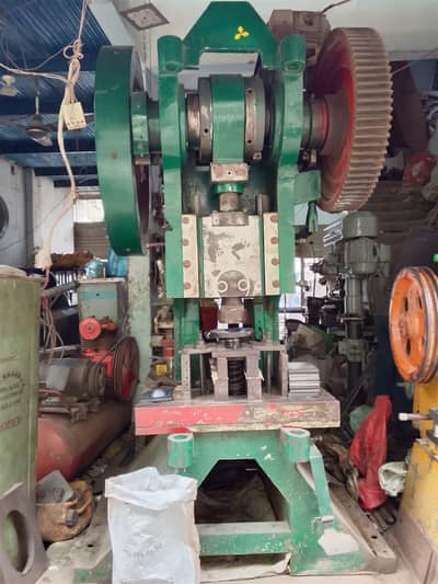 100 Ton Power Press