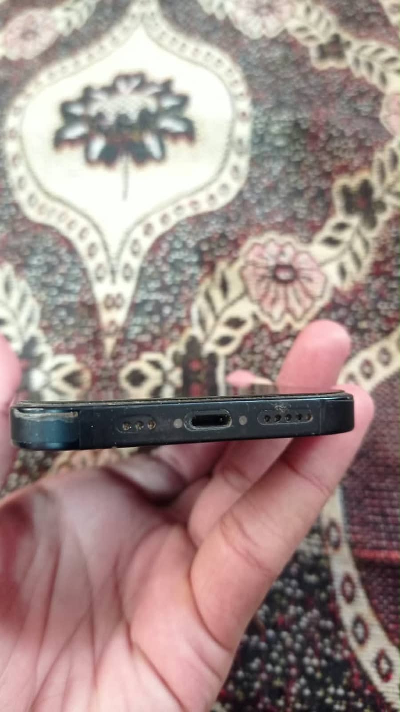 Apple iPhone 14 5