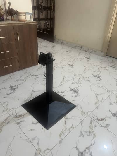 Computer monitor/LED adjust able stand