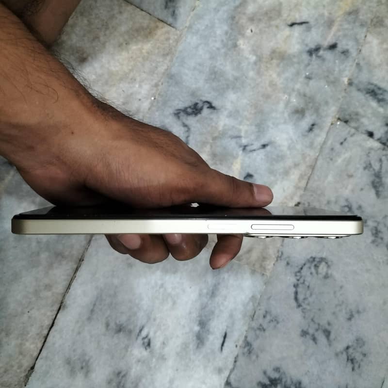 Realme C75 3
