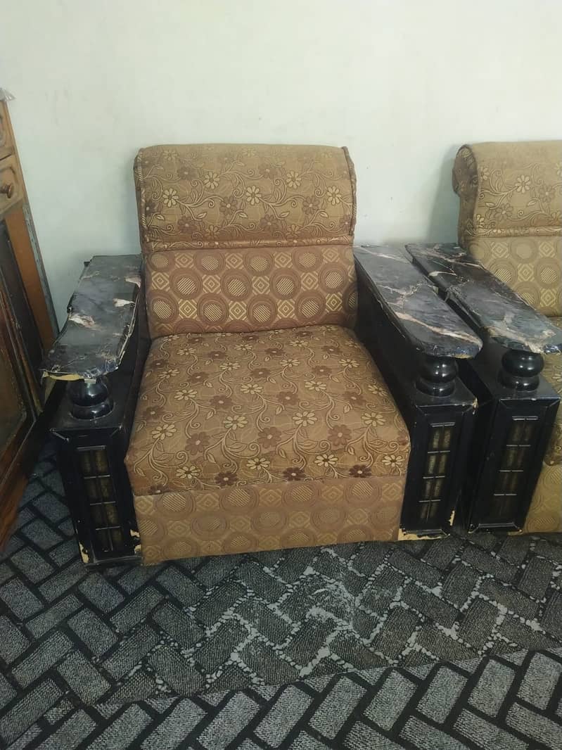 5 Seater Sofa Set 0