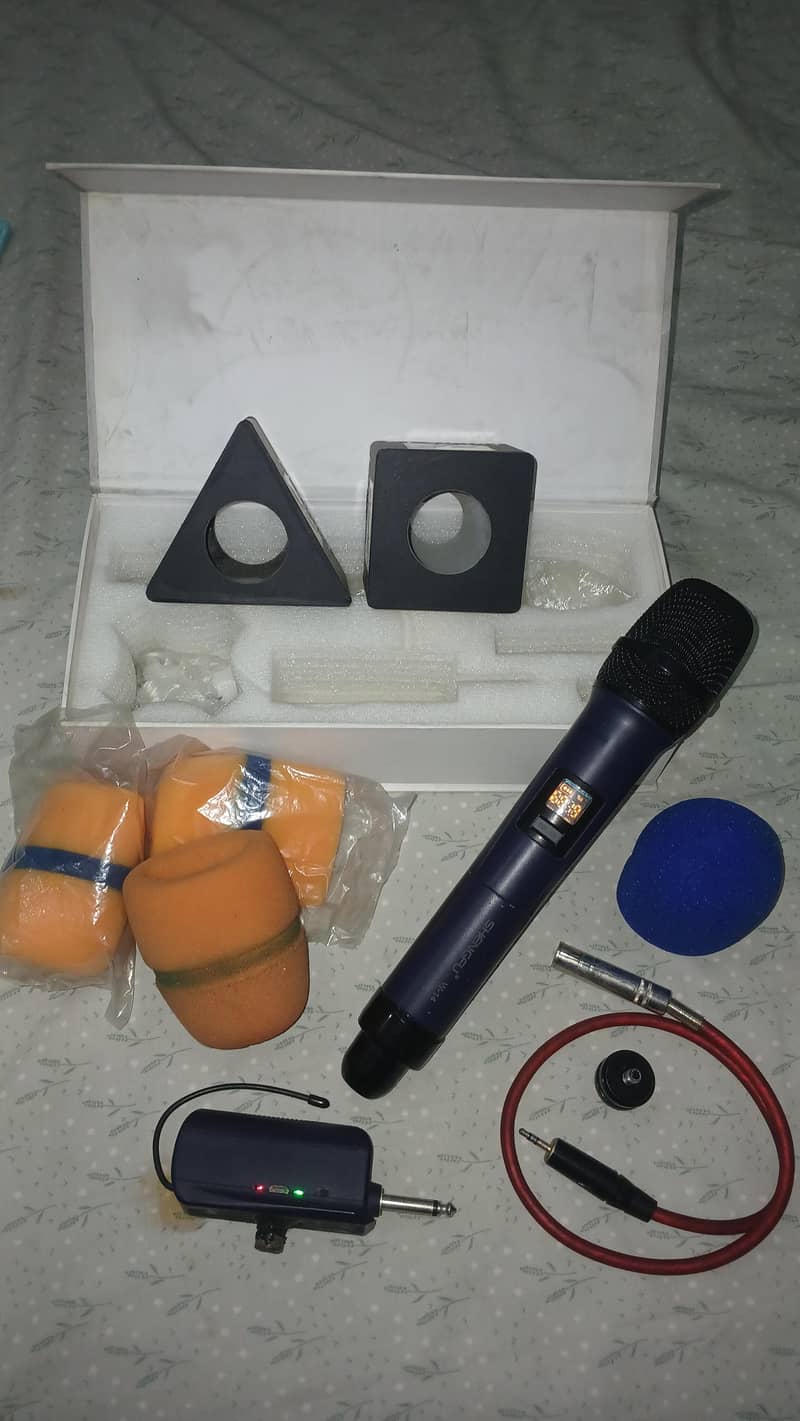 Professional Universal Microphone 1