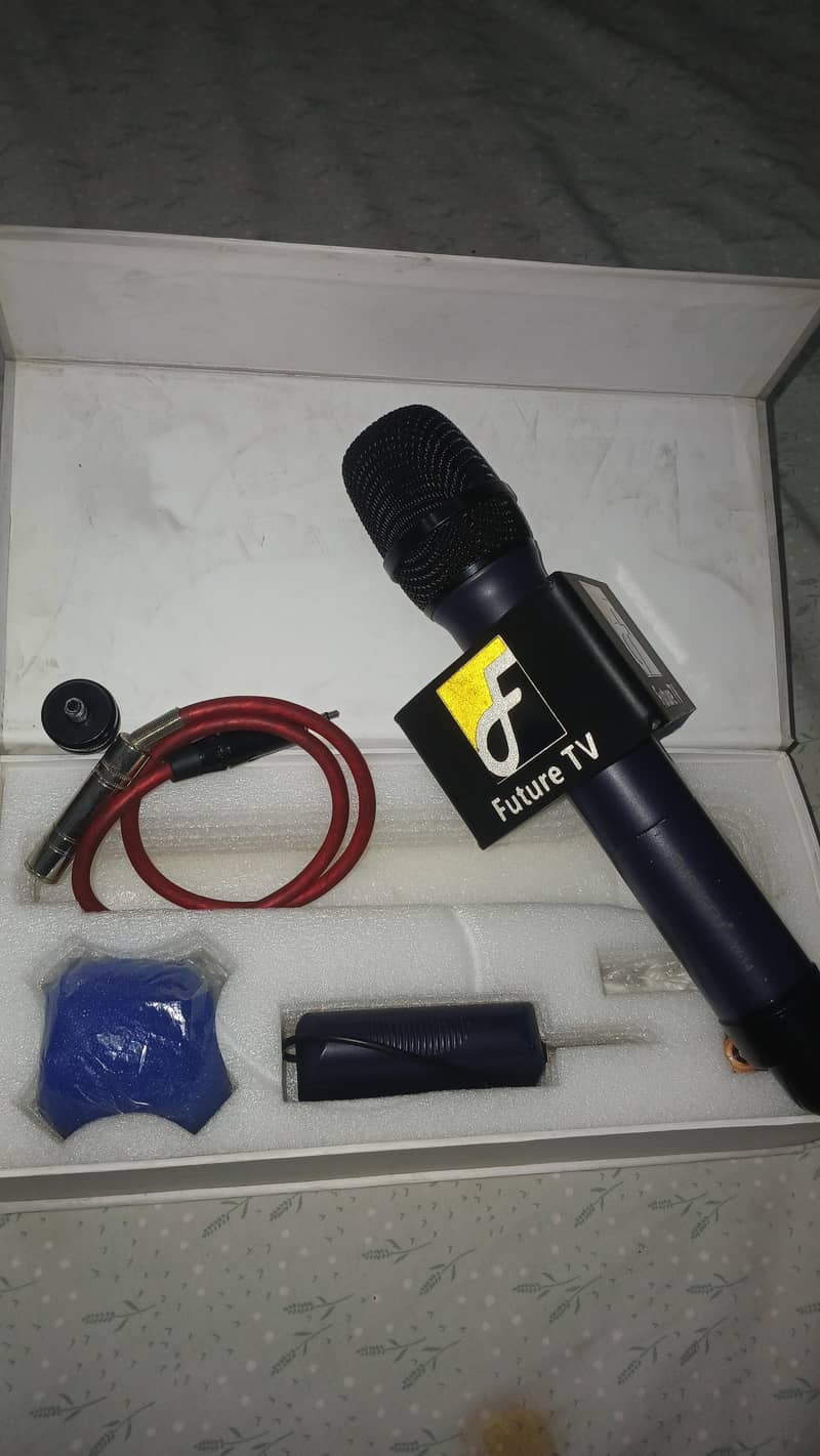 Professional Universal Microphone 2
