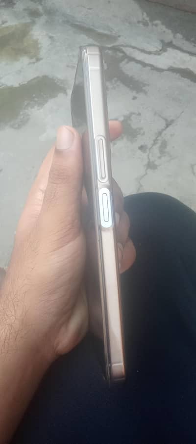Vivo Y04