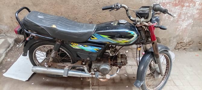 Super Power Bike Black With New Engine New Ring Piston