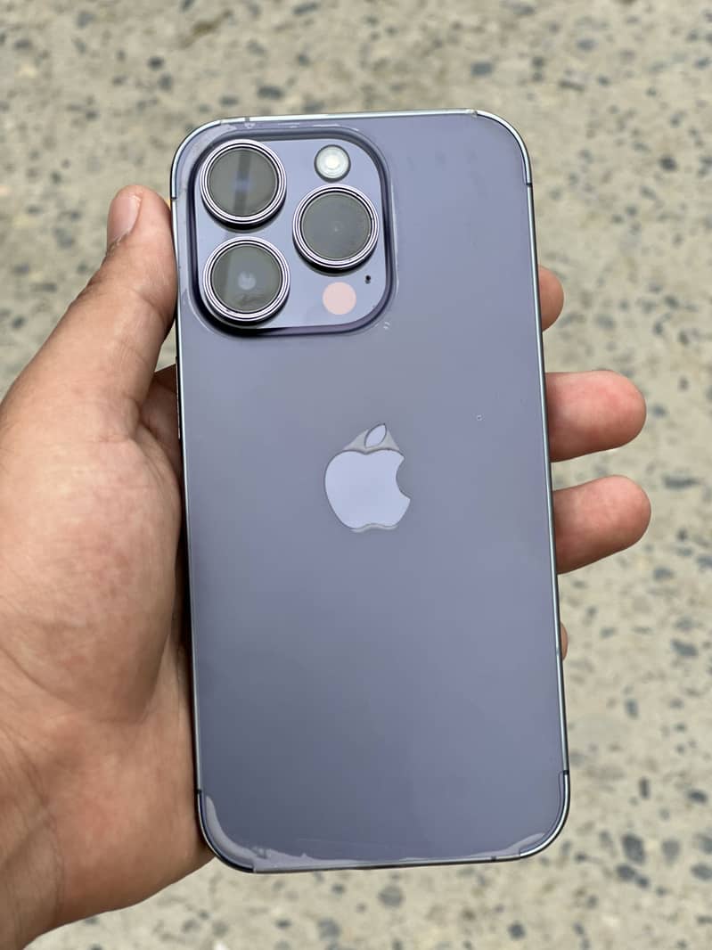 Apple iPhone 14 Pro 0