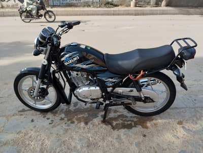 Suzuki GS 150 SE 2021 Dec 2022 Registered New Condition 16k km only