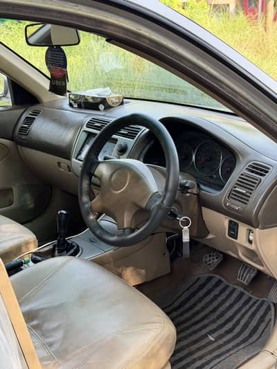 Honda Civic EXi 2005