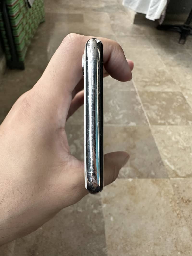 Apple iPhone X 7