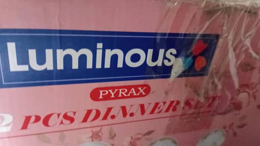 Brand New Luminous Marble Glass Dinner Set 72 peices