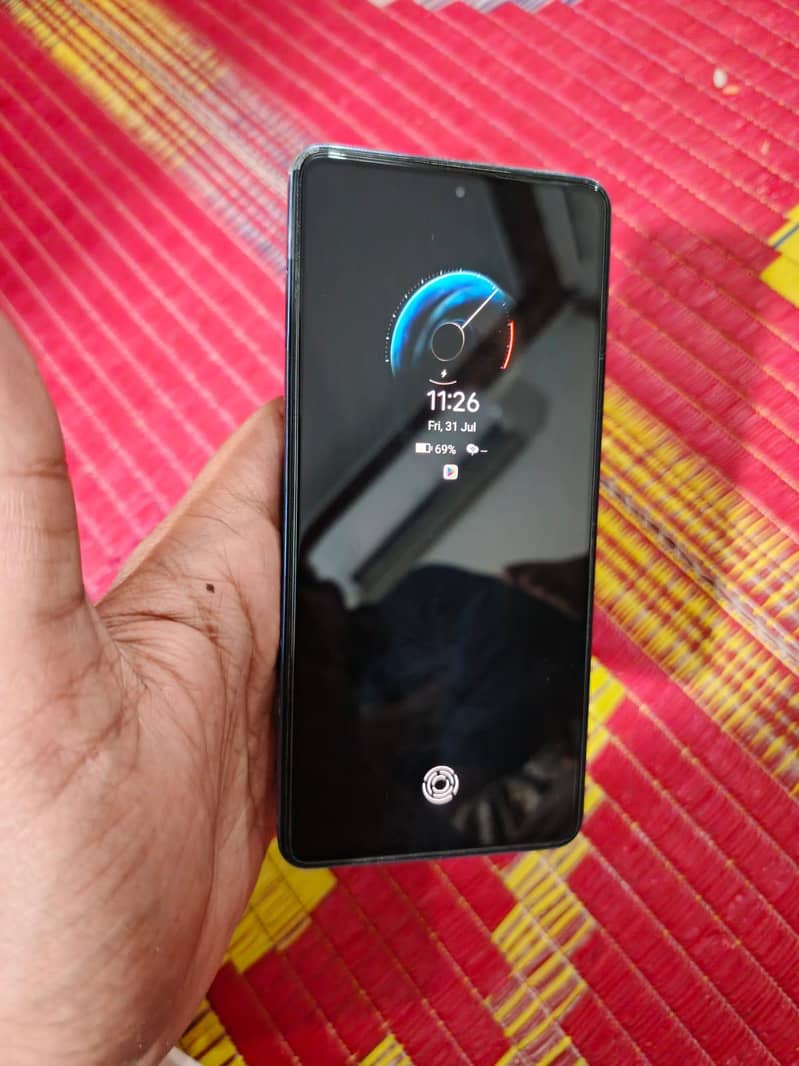 Tecno 8