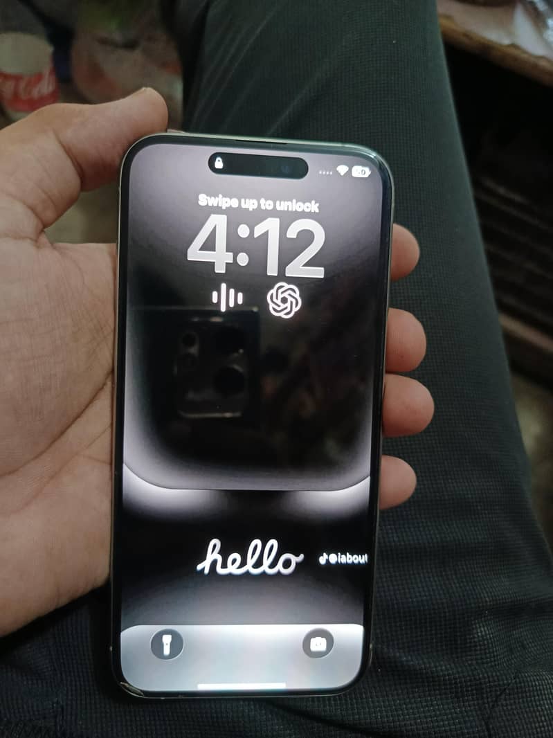 Apple iPhone 15 Pro Max 0