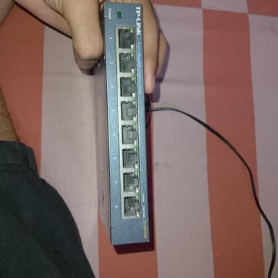 TP-Link switches matel body