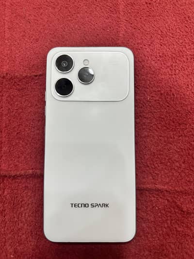 Tecno Spark 40