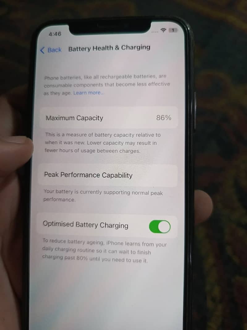 Apple iPhone X 4