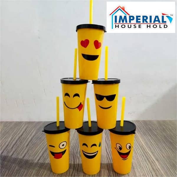 1pc top trending emoji glass with straw for children | new design plastic Juice Glass with straw | Best birthday
