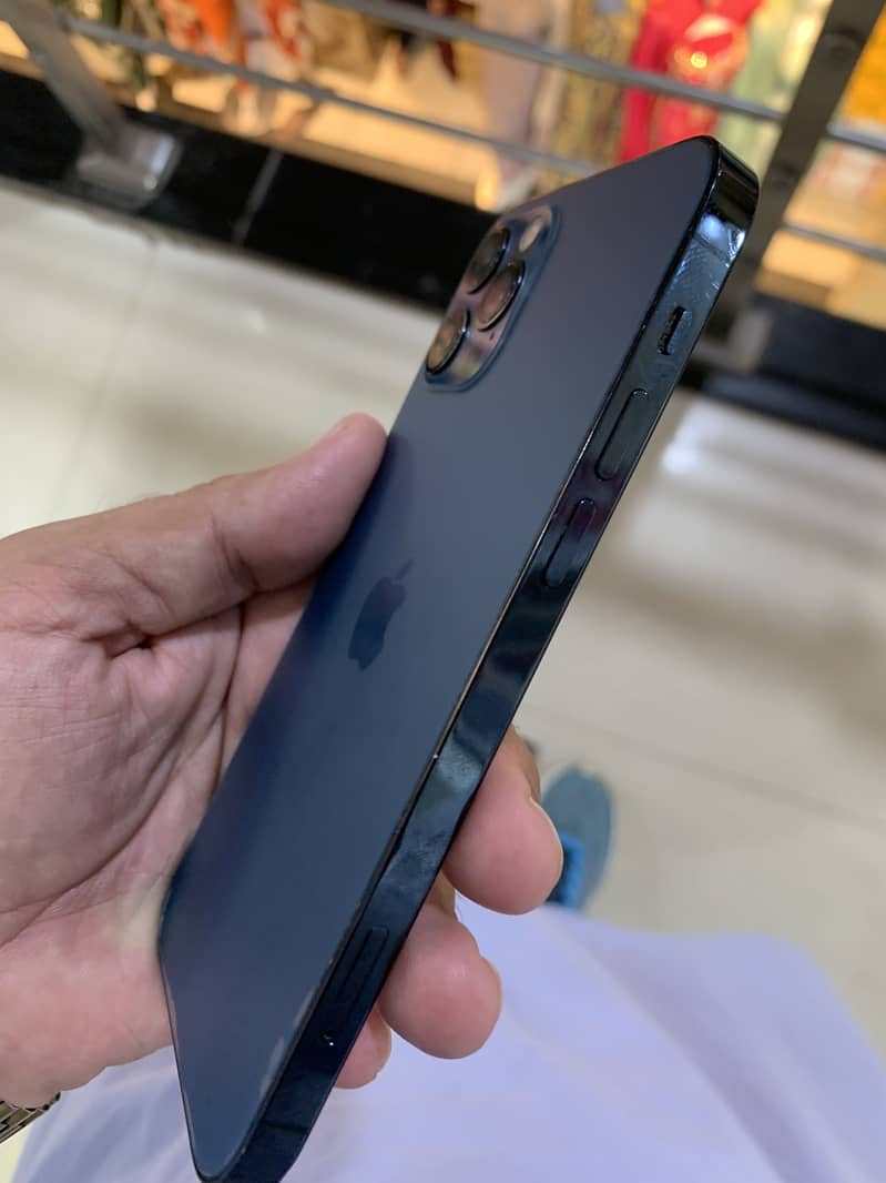 Apple iPhone 12 Pro 11