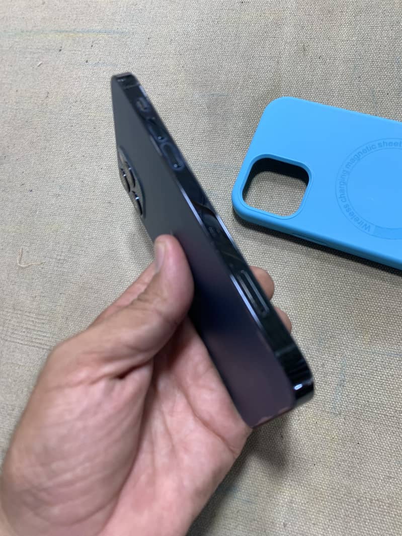 Apple iPhone 12 Pro 16