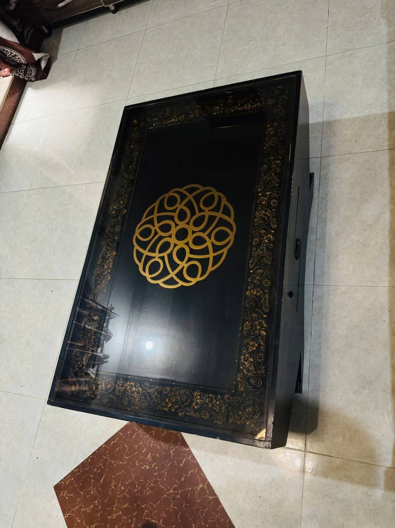 Coffee table 4