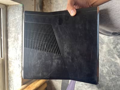 Xbox 360 slim 250 gb