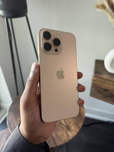iPhone 16 Pro Max