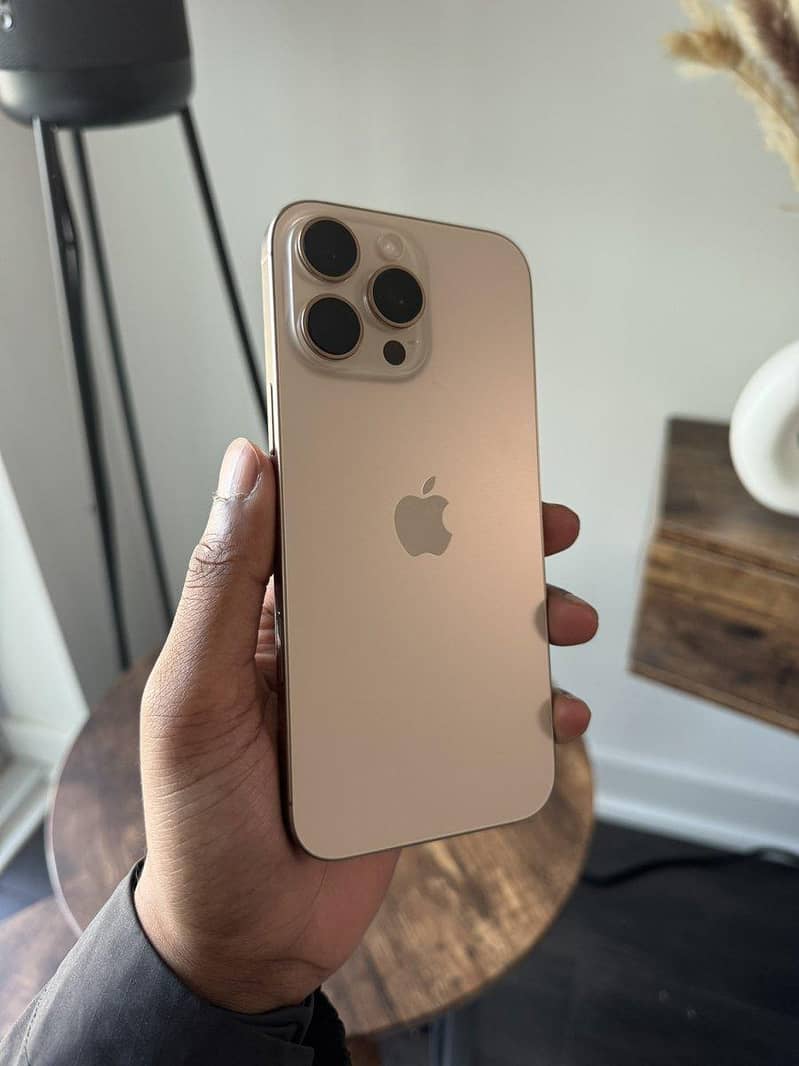 iPhone 16 Pro Max 0