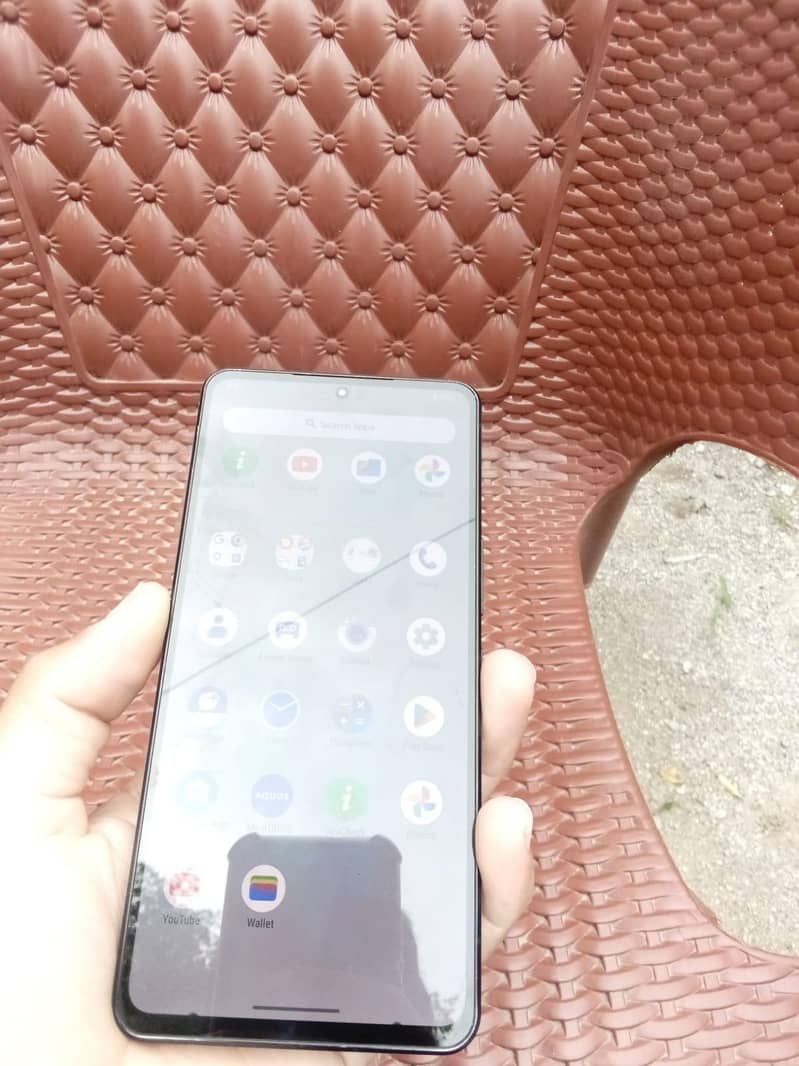 Sharp Aquos R7 2