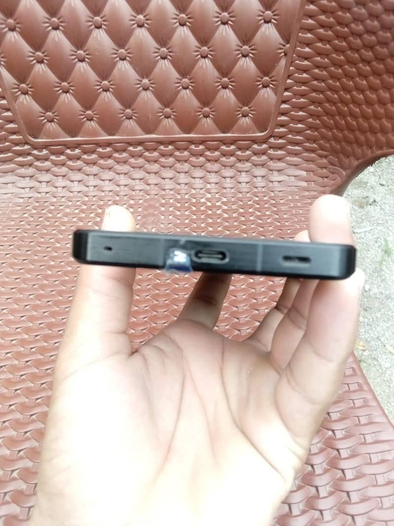 Sharp Aquos R7 5