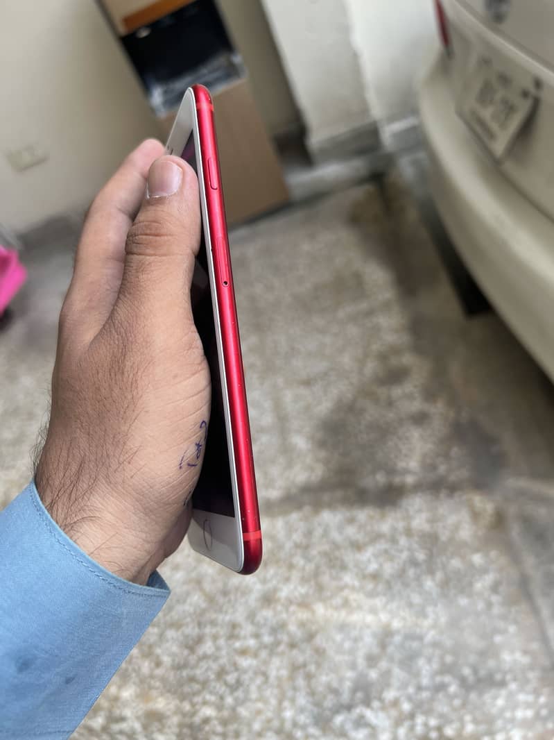 Apple iPhone 7 Plus 2