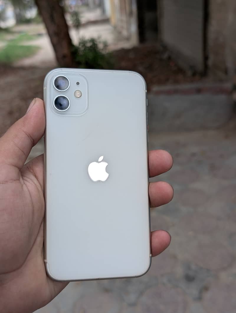 Apple iPhone 11 2