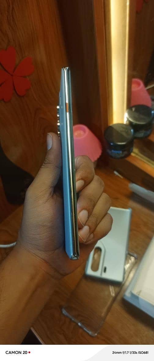Tecno CAMON 40 Pro 5