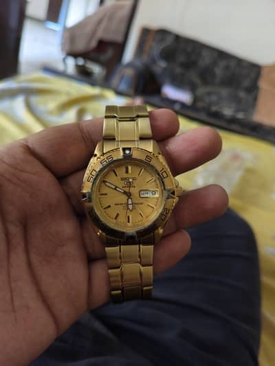 seiko 5 sports