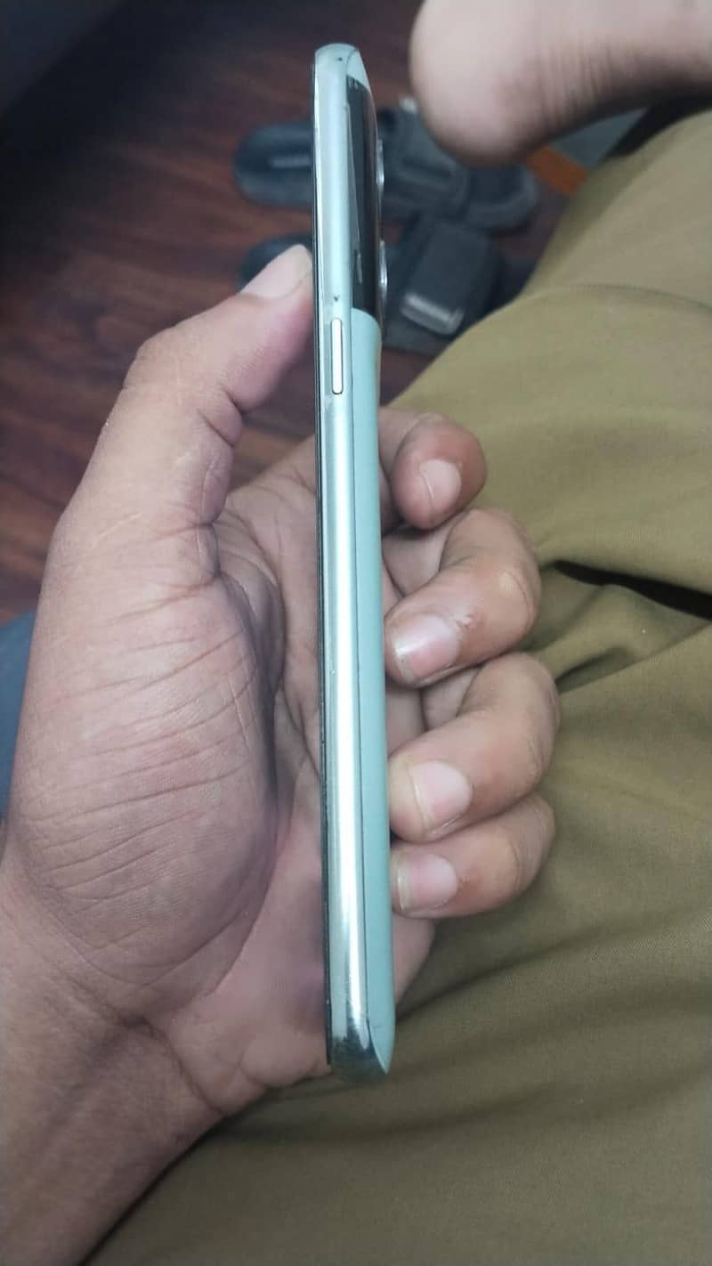 One Plus 10T 1