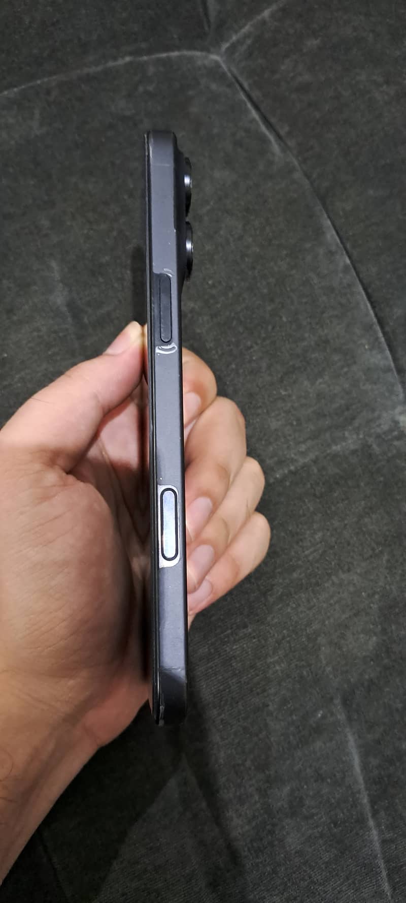 Apple iPhone 16 Pro Max 1